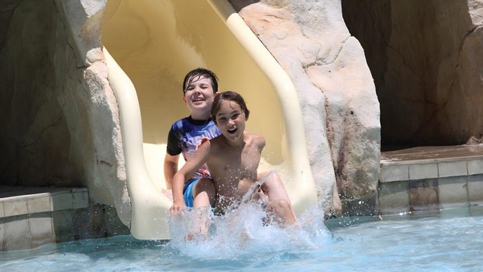 Liburan Keluarga Tanpa Ribet? Nikmati Paket Family Bliss di The Trans Resort Bali!