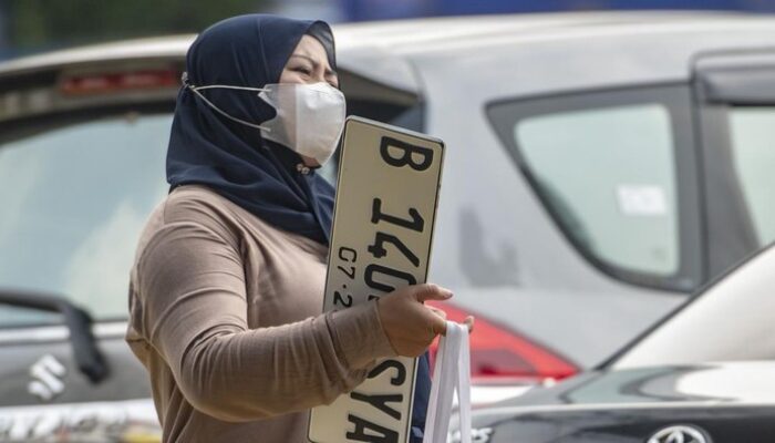“Perpanjang STNK Tanpa KTP Pemilik Lama, Bea Balik Nama Mobil Bekas Dihapus: Langkah Revolusioner untuk Masyarakat?”