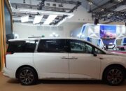 Ini Dia Penyebab Pabrikan Mobil Ini Tumbang!