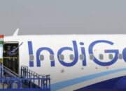 **Chaos Penerbangan India: IndiGo Batalkan Ratusan Penerbangan, Ribuan Penumpang Terlantar!**