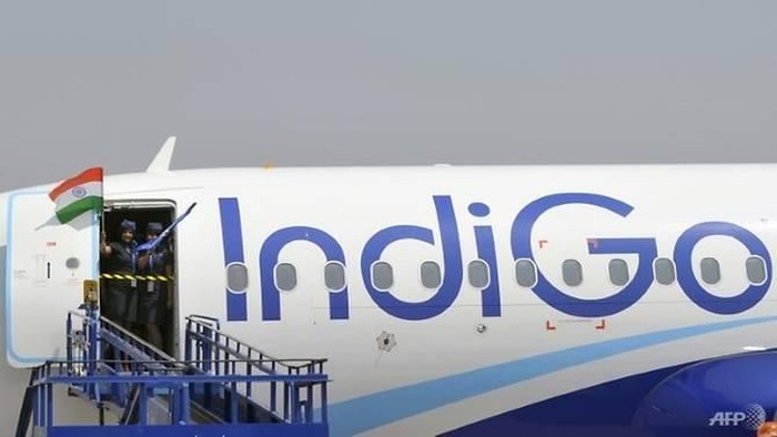 **Chaos Penerbangan India: IndiGo Batalkan Ratusan Penerbangan, Ribuan Penumpang Terlantar!**