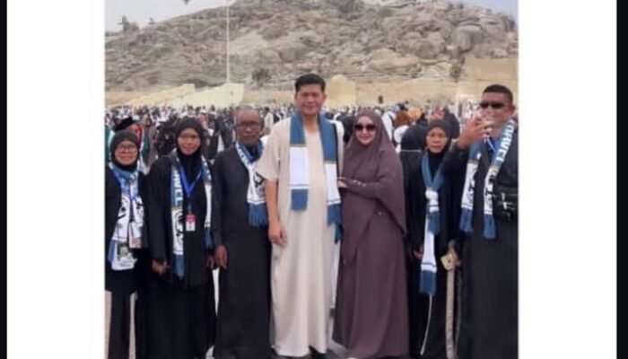 **Bupati Aceh Selatan Mirwan Umrah Saat Darurat Banjir – Kisah Menarik Tanpa Izin**