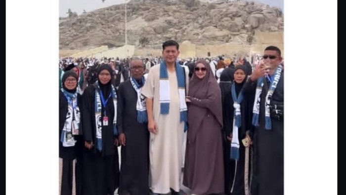 **Bupati Aceh Selatan Mirwan Umrah Saat Darurat Banjir – Kisah Menarik Tanpa Izin**