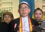 **Eksplorasi Budaya di Keraton Solo: Menjelajahi Pusat Kebudayaan dengan Fadli Zon**