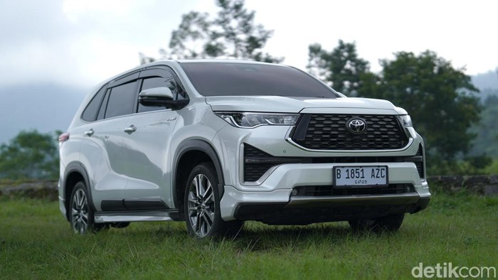 10 Mobil Hybrid Terlaris di Indonesia Sepanjang 2025: Performa dan Teknologi Unggulan