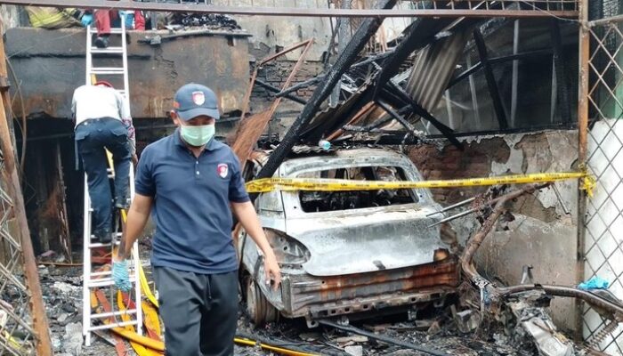 5 Nyawa Hilang dalam Kebakaran Mobil Listrik di Jakut: Tragedi yang Menghantui