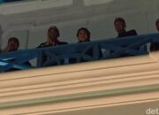 **Menjelajahi Keraton Solo: Kisah Fadli Zon dan PB XIV Mangkubumi**