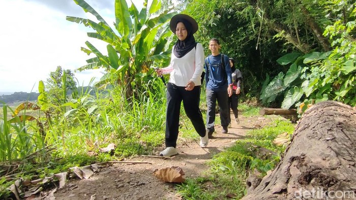 Tips Liburan Ramah Lingkungan: Pilih Akomodasi-Transportasi yang Tepat - Update 1