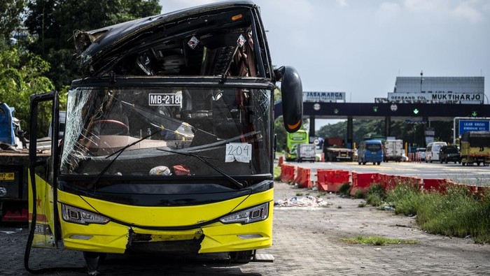 Sopir Bus Cahaya Trans di Subang, Apakah Ini Ancaman bagi Keamanan Penumpang?