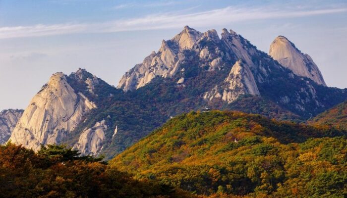 8 Tempat Unik yang Wajib Dijelajahi Para Pecinta Eksplorasi untuk Destinasi Instagramablemu Berikutnya