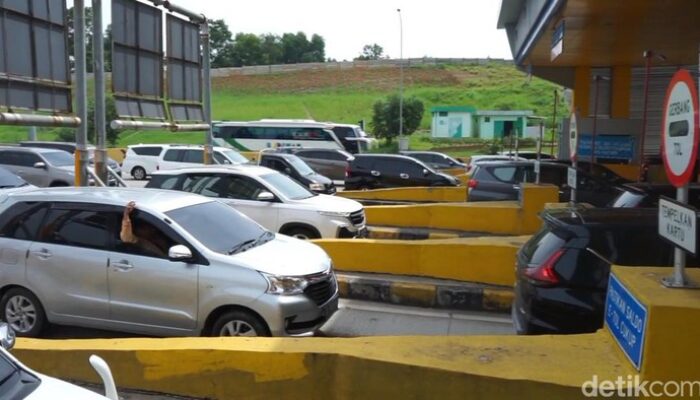 Libur Natal, 1,1 Juta Kendaraan Flee Jabodetabek: Apakah Ini Pertanda Baru?