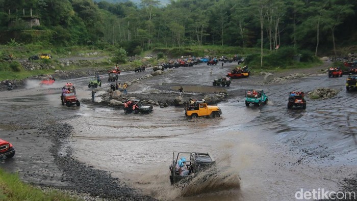 **Lava Tour Merapi: Petualangan Eksotis di Yogyakarta Saat Nataru**