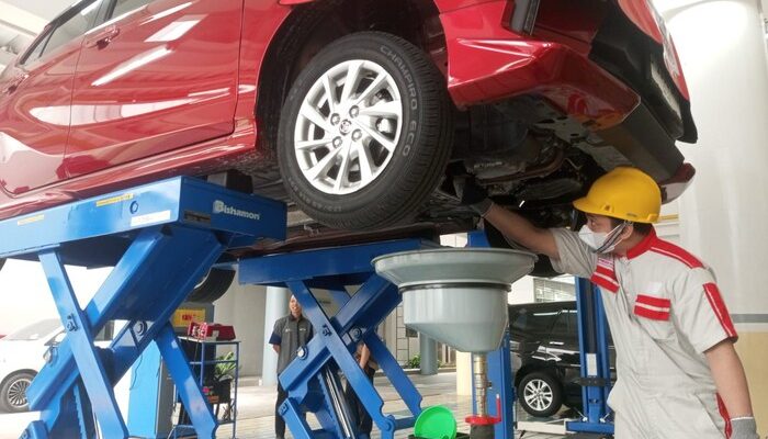 “Libur Natal dan Tahun Baru, Auto2000 Hadirkan Posko dan Bengkel Siaga untuk Mobil Listrik Kamu!”