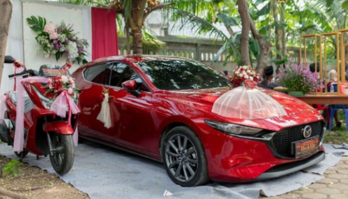 Nikah, ‘Juragan Sembako’ di Jakut Jajan Pakai Mazda 3 dan Honda PCX!