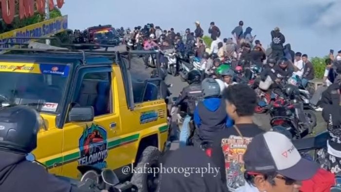 Viral Macet Panjang di Gunung Telomoyo, Libur Nataru Jadi Mimpi Buruk Travelers!