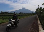 **Misteri Gunung Slamet: 2 Pendaki Hilang, 1 Ditemukan di Pos 5**