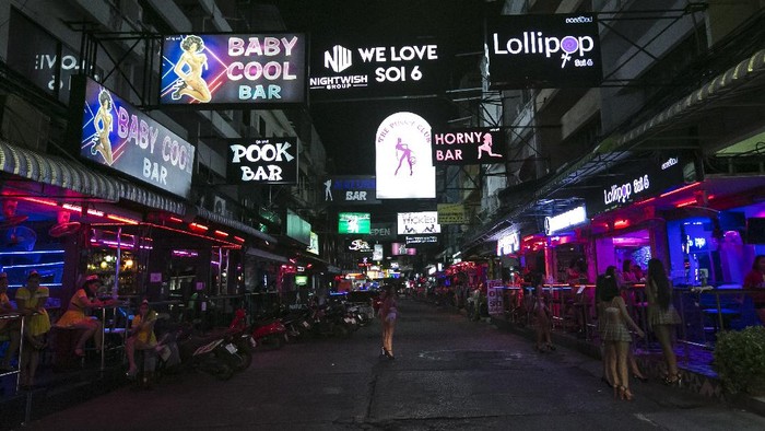**Pattaya Walking Street: Destinasi Eksotis dengan Sejarah Mengejutkan**