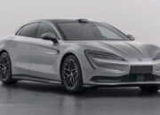 “Sedan Mewah BYD dengan Baterai Jumbo, Nyatakan Perang Baru di Dunia Otomotif!”