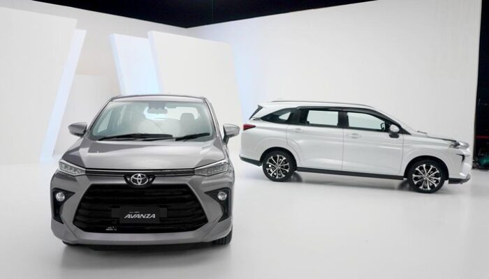 “Isi Tank Toyota Avanza Full, Hemat Berapa Rupiah dengan Harga Pertamax yang Turun?”