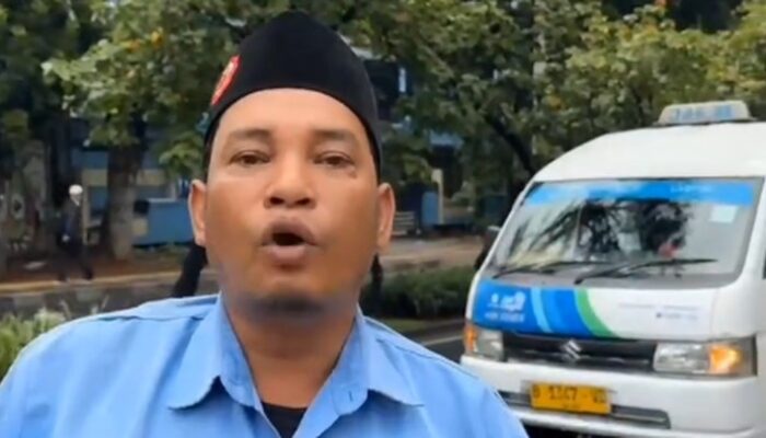 “Sopir JakLingko di Jaktim: Penumpang Dihina ‘Monyet’, Kenapa Tak Ada Tindakan?”