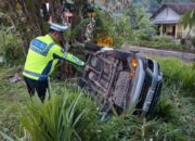 Tragedi Liburan Tahun Baru di Jember: 3 Jiwa Tewas dalam Tabrakan Mobil Mematikan 🚗旐