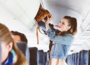 Jangan Salah Pilih! Ini 5 Outfit yang Wajib Kamu Pakai Saat Traveling Udara
