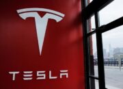 “BYD Membobol Tahta Tesla: Kok Bisa Mereka Menjadi Raja Mobil Listrik Dunia?”