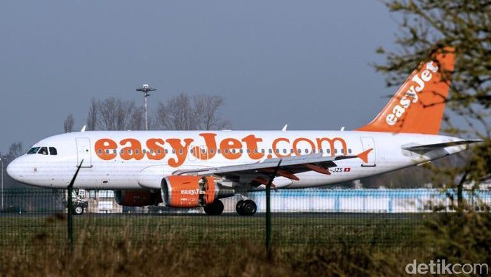 Penumpang Bikin Keributan, Penerbangan Telat 30 Jam - Update 1