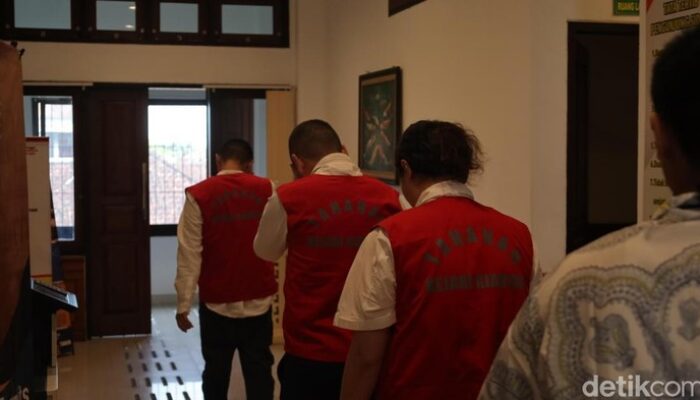 “Scandal Kartu Kredit Turis China di Ubud: 4 WN Mongolia Terima Sanksi”