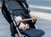 **”Demi Nikmati Kereta Gantung, Pasangan Turis Rela Titip Anak ke Penjaga: Kisah Unik yang Mengguncangkan Dunia Travel”**