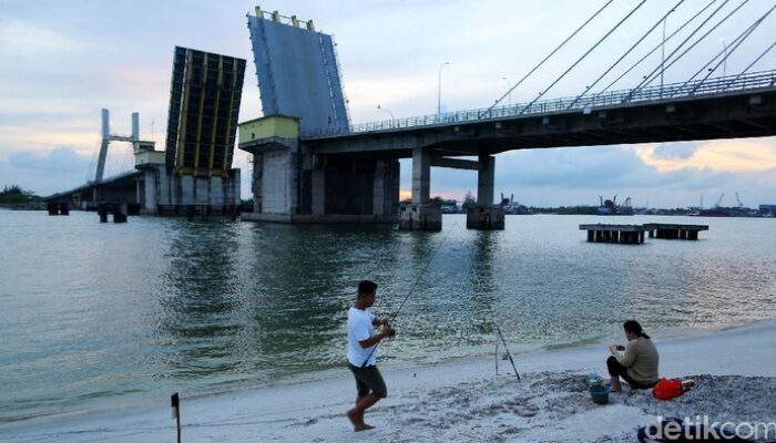 **Rahasia di Balik Nama Jembatan Emas Bangka yang Ikonik**