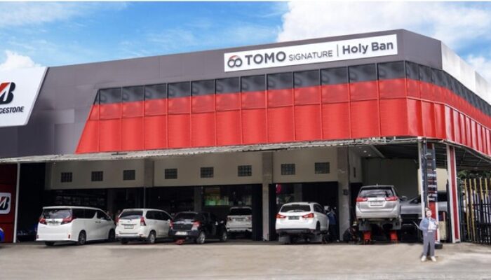 “Bridgestone Buka Outlet Premium TOMO Signature, Solusi All-in-One untuk Mobil Anda!”