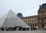 **Louvre Naikkan Harga Tiket, Serikat Pekerja Kritik Kebijakan Diskriminatif: Prancis Di Mata Dunia**