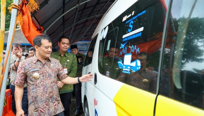 “Hore, Kini Ada Bus Perintis di Karimunjawa! Cek Rute dan Tarifnya Di Sini!”