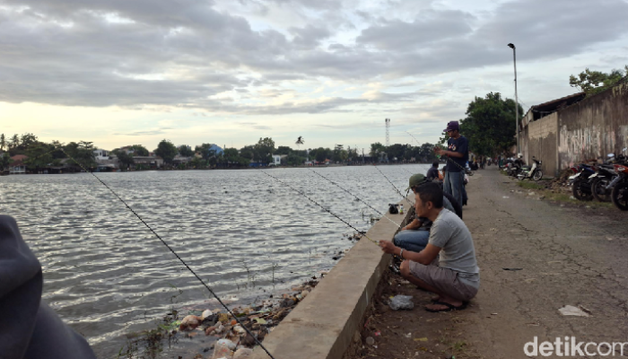 “Setu Cilodong: Tempat Pemancingan Terbaik di Depok yang Wajib Dikunjungi!”