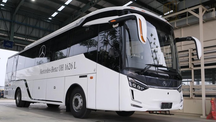 Bus Mercy Cikarang Gebrak Pasar Thailand, Kualitas Lokal Siap Bersaing!