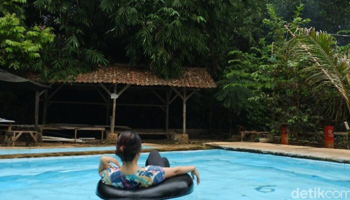 **Rekomendasi Kolam Renang Air Alami di Bandung, Sejuk dan Jernih**