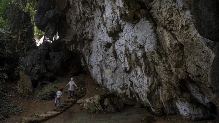 Hilangnya Pesawat di Leang-leang, Misteri Sejarah yang Menyebutkan Keberadaan Manusia Purba