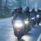 7 Tips Berkendara Motor di Musim Hujan: Jamin Keamanan dan Performa Optimal