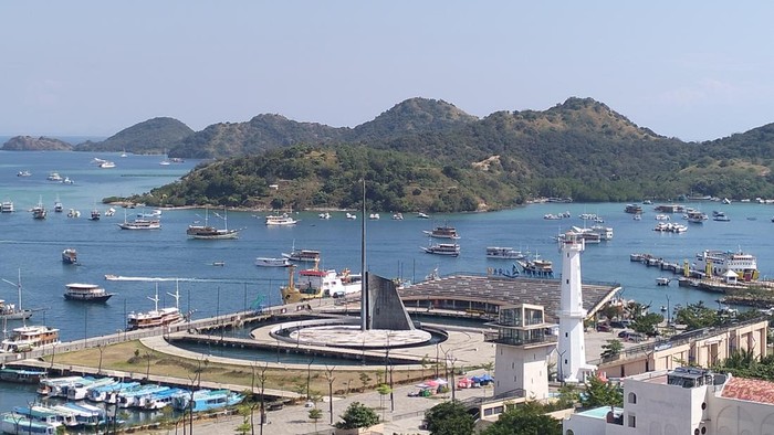 Dilarang Berlayar! Kapal Wisata di Labuan Bajo Terpaksa Berhenti sampai 27 Januari
