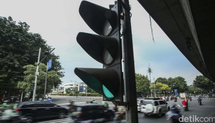 “Teror Lalu Lintas di Pattaya: Warlok Thailand Ancam Kenyamanan Turis”