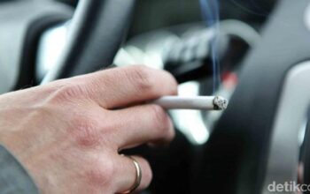 “Mahasiswa Nyaris Dilindas Truk, Siapa yang Bertanggung Jawab atas Pengendara Merokok di Jalan?”