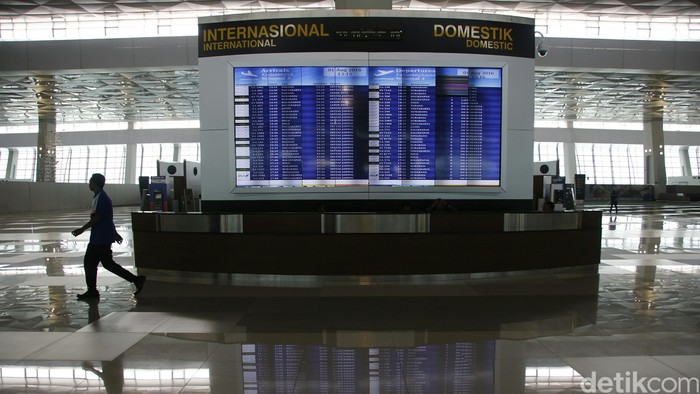 **Terpopuler: Makin Ketat! Singapura Saring Traveler Sejak Bandara Keberangkatan**