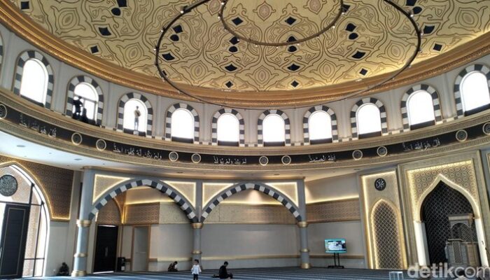 10 Fakta Mengejutkan Masjid Al Ikhlas PIK: Arsitektur yang Menakjubkan di Pantai Indah Kapuk!