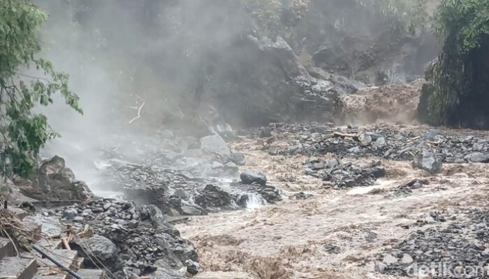 “Guci, Pemkab Tegal Tetapkan Tanggap Darurat: Perjalananmu Terancam?”