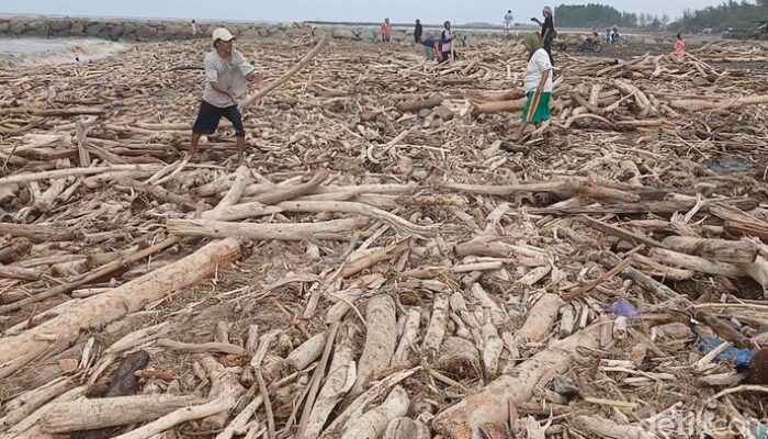 **Guci dan Pantai Larangan, Destinasi Unik dengan Kejadian Menakjubkan**