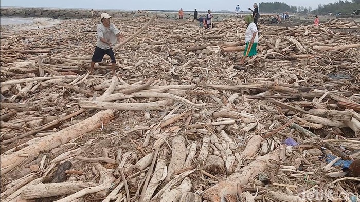 **Guci dan Pantai Larangan, Destinasi Unik dengan Kejadian Menakjubkan**