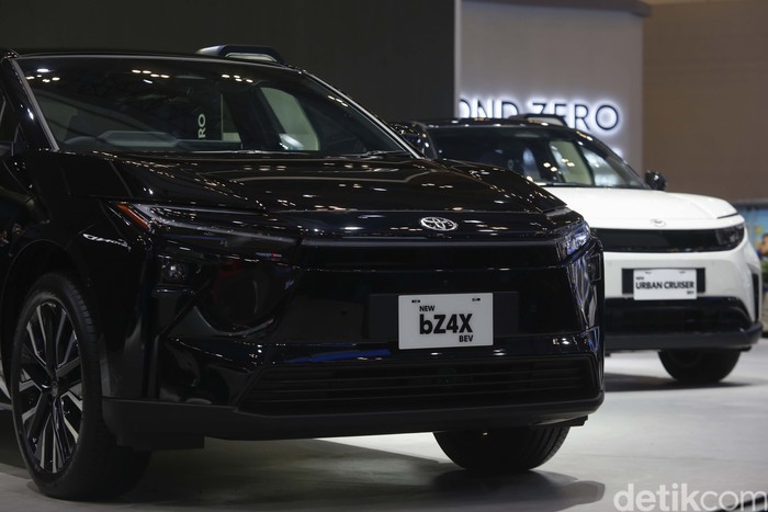 **Toyota Mau Bikin Mobil Listrik Murah Buat Orang Indonesia? Inilah Fakta Mobil Hybrid yang Sudah Terjangkau**