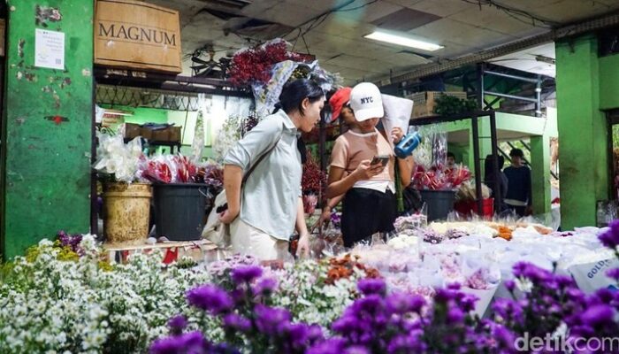 Valentine di Pasar Bunga Rawa Belong: Berburu Cinta dalam Suasana Unik dan Menyenangkan