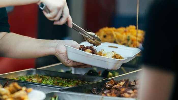 **Perlu Diperhatikan, Wisatawan Tak Boleh Sembarangan Makan di Jalanan Florence, Italia**